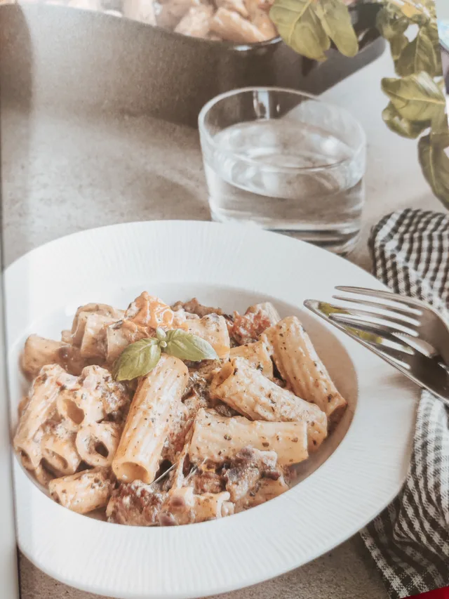 Örtig pesto-pasta